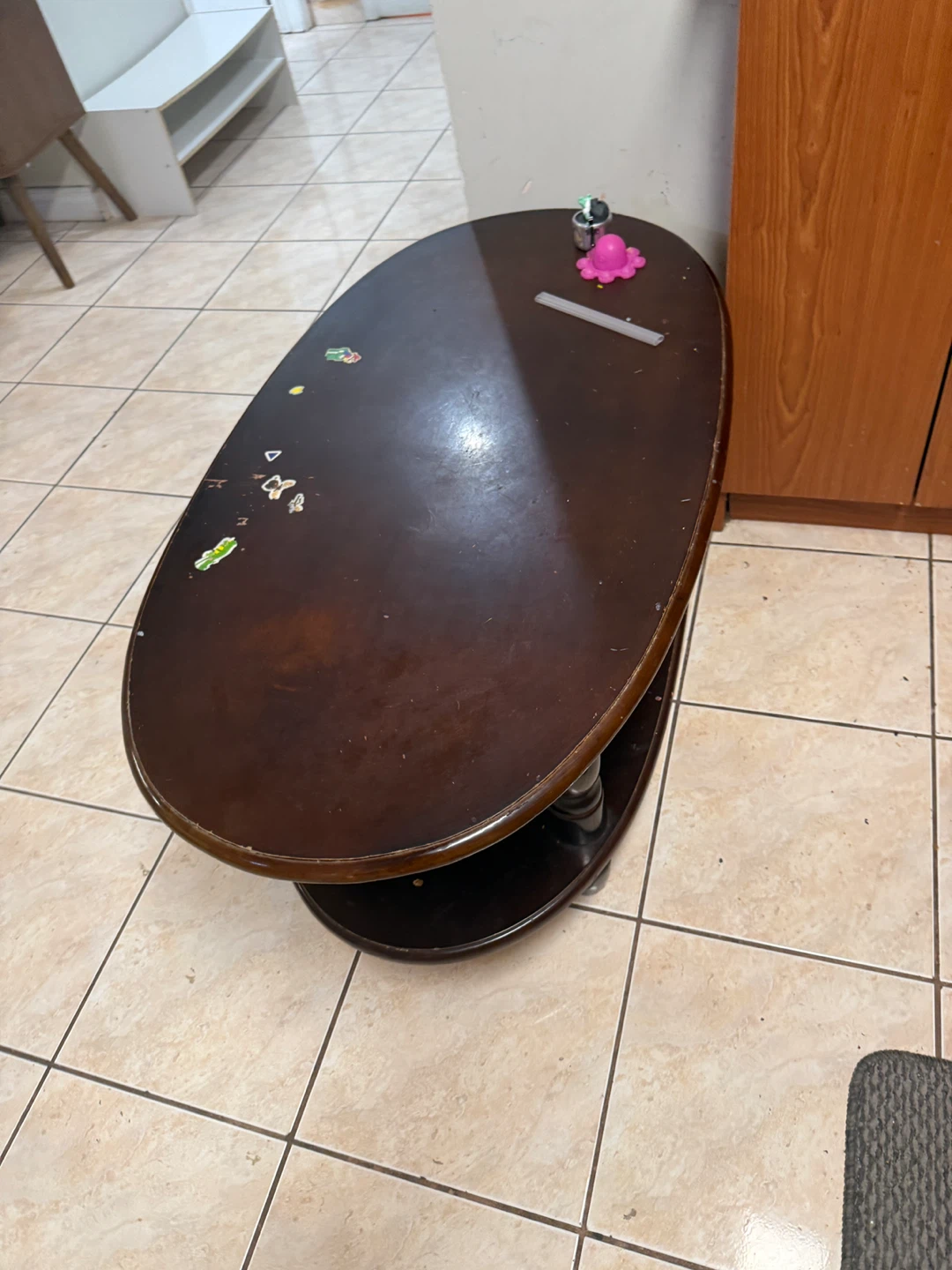 Oval Wooden Coffee Table - photo 2