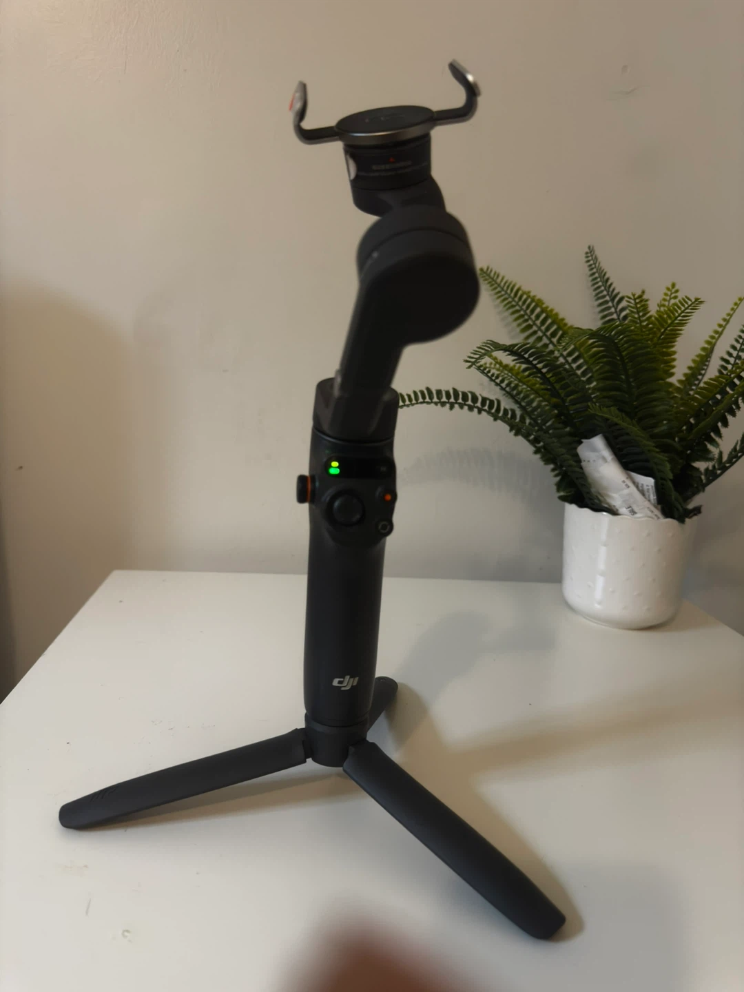 DJI Osmo Mobile Smartphone Gimbal - photo 2