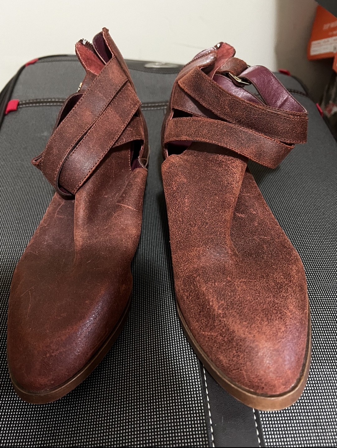 Brand New-Seychelles Leather Ankle Boots - Size 8