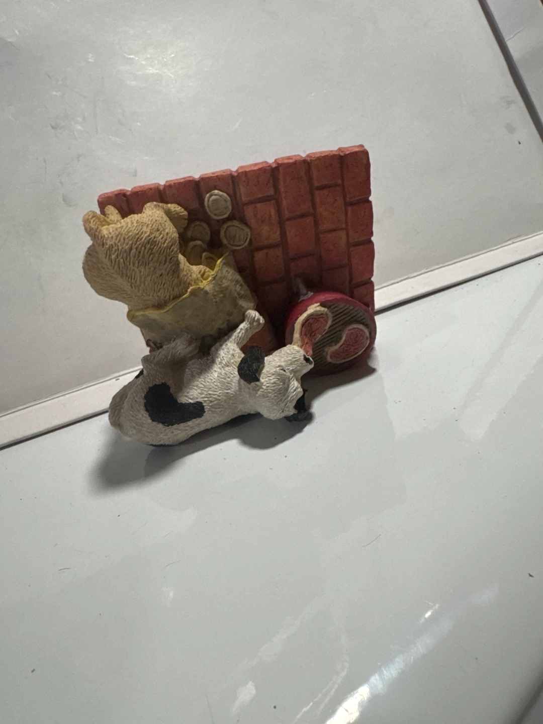 Dog and Bear Figurine - photo 4