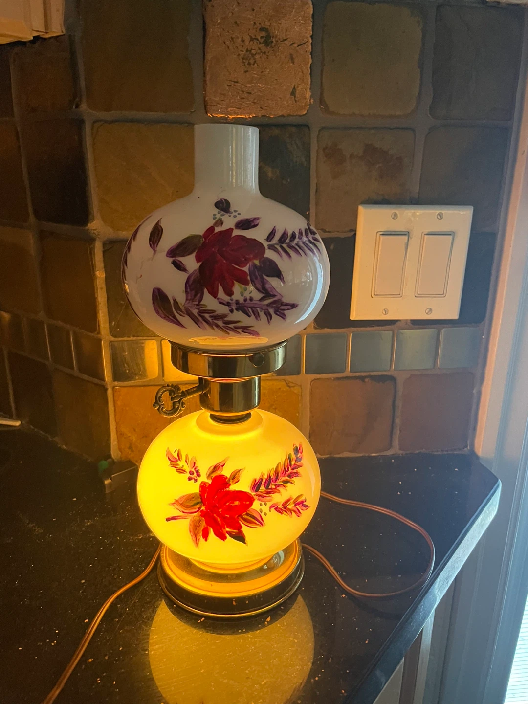 Vintage Floral Accent Lamp - photo 3