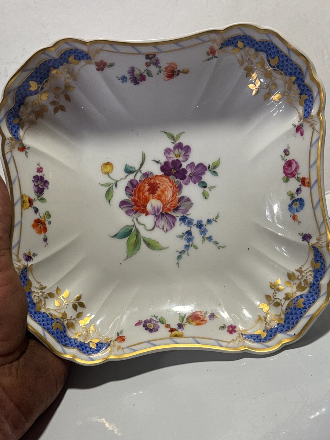 KPM Floral Porcelain Dish - photo 2