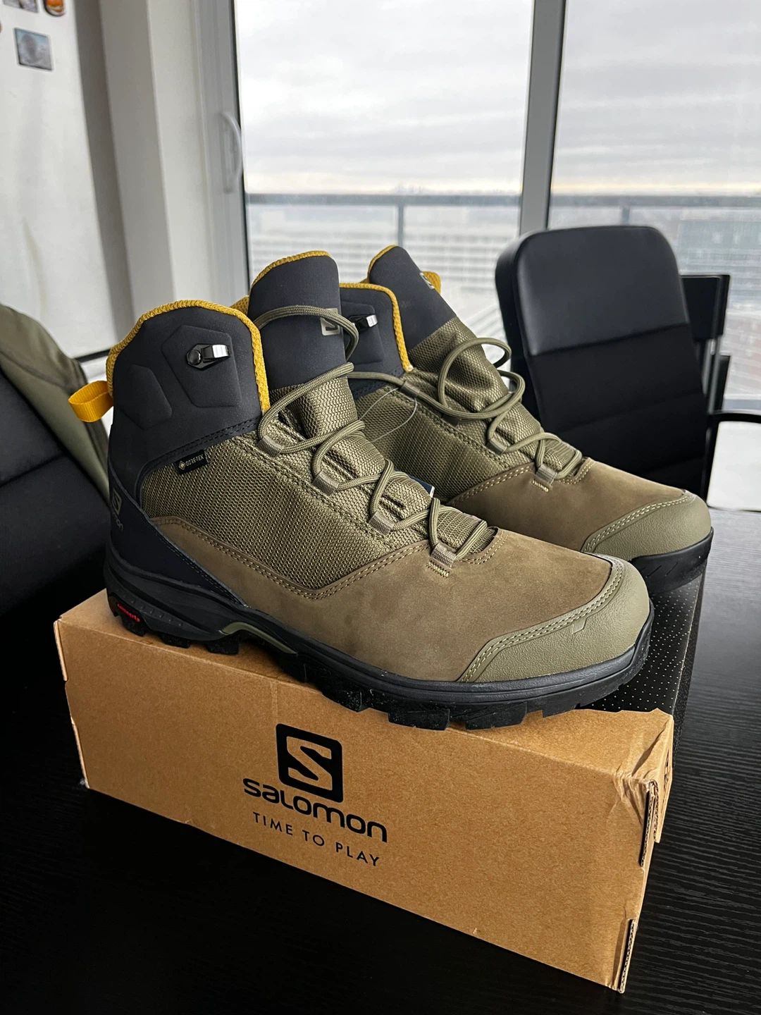 Salomon Outward GTX Hiking Boots - Men's 8.5