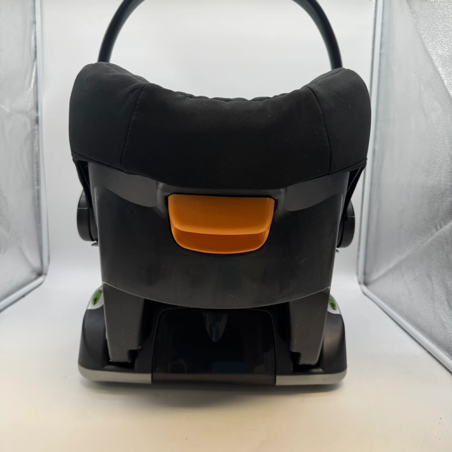 Chicco KeyFit 30 Infant Car Seat with Base – Used – 2022 - photo 4