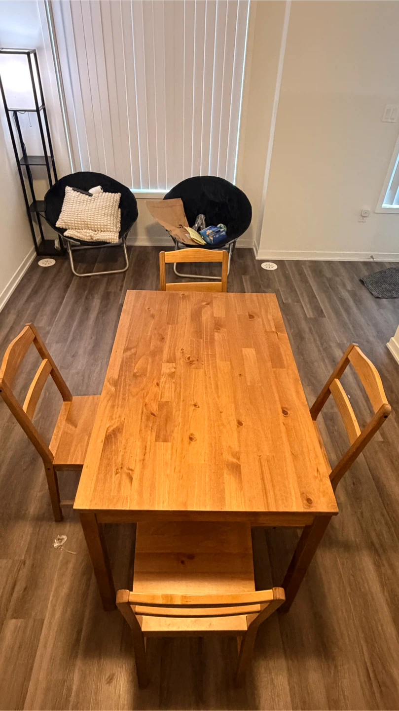 HÄGERNÄS Dining Table + 4 Chairs – Solid Wood – $40 - photo 2