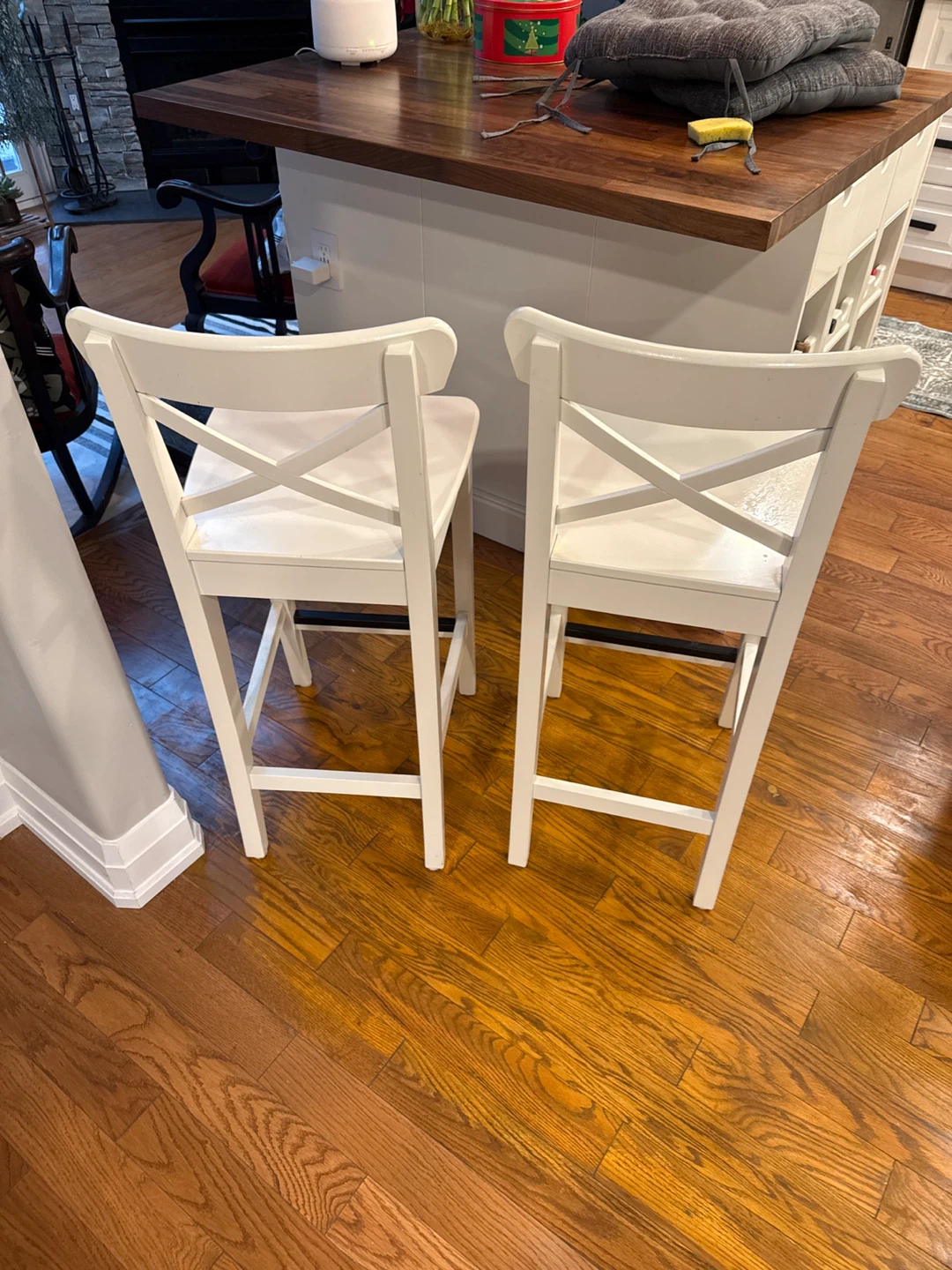 IKEA Ingolf White Bar Stools (Set of 2) - photo 4