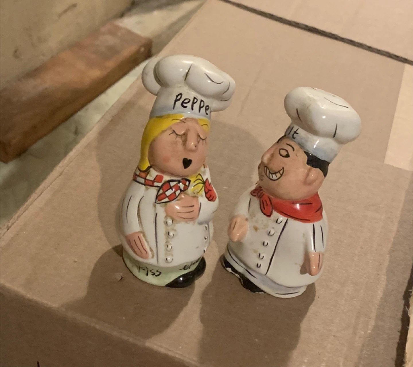 🥕Chef Salt and Pepper Shakers