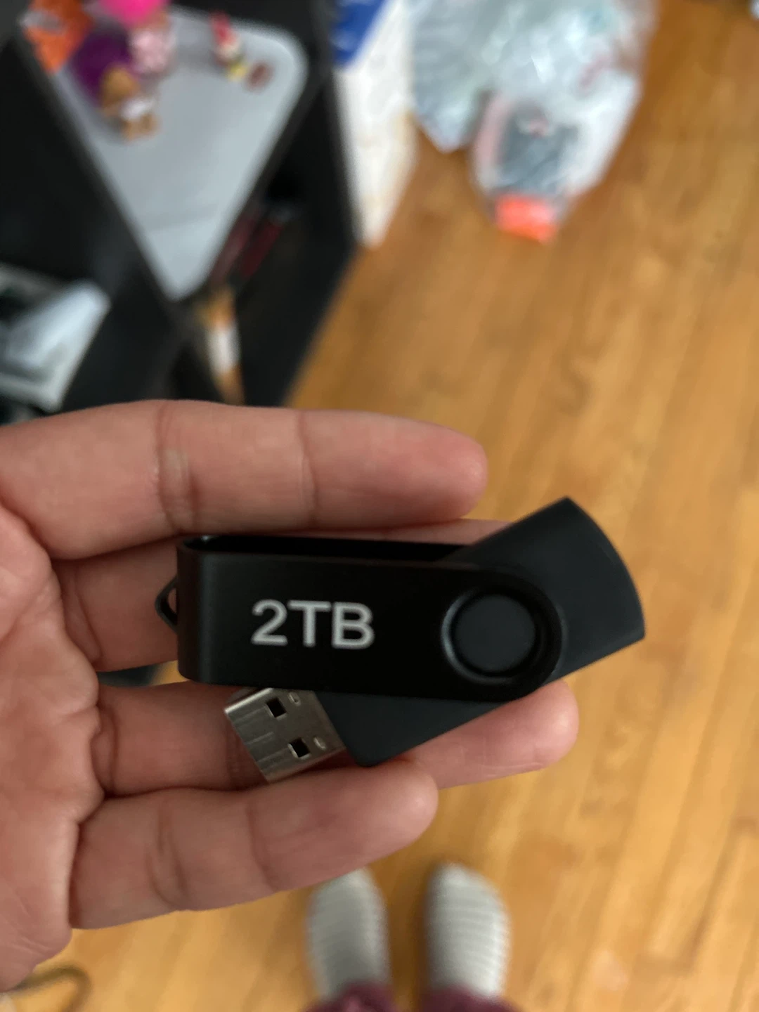 2TB USB Flash Drive 🥕