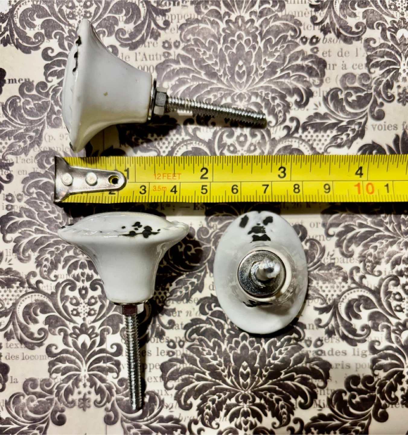 6 Ceramic Cabinet Knobs🥕White w/ Black - photo 3