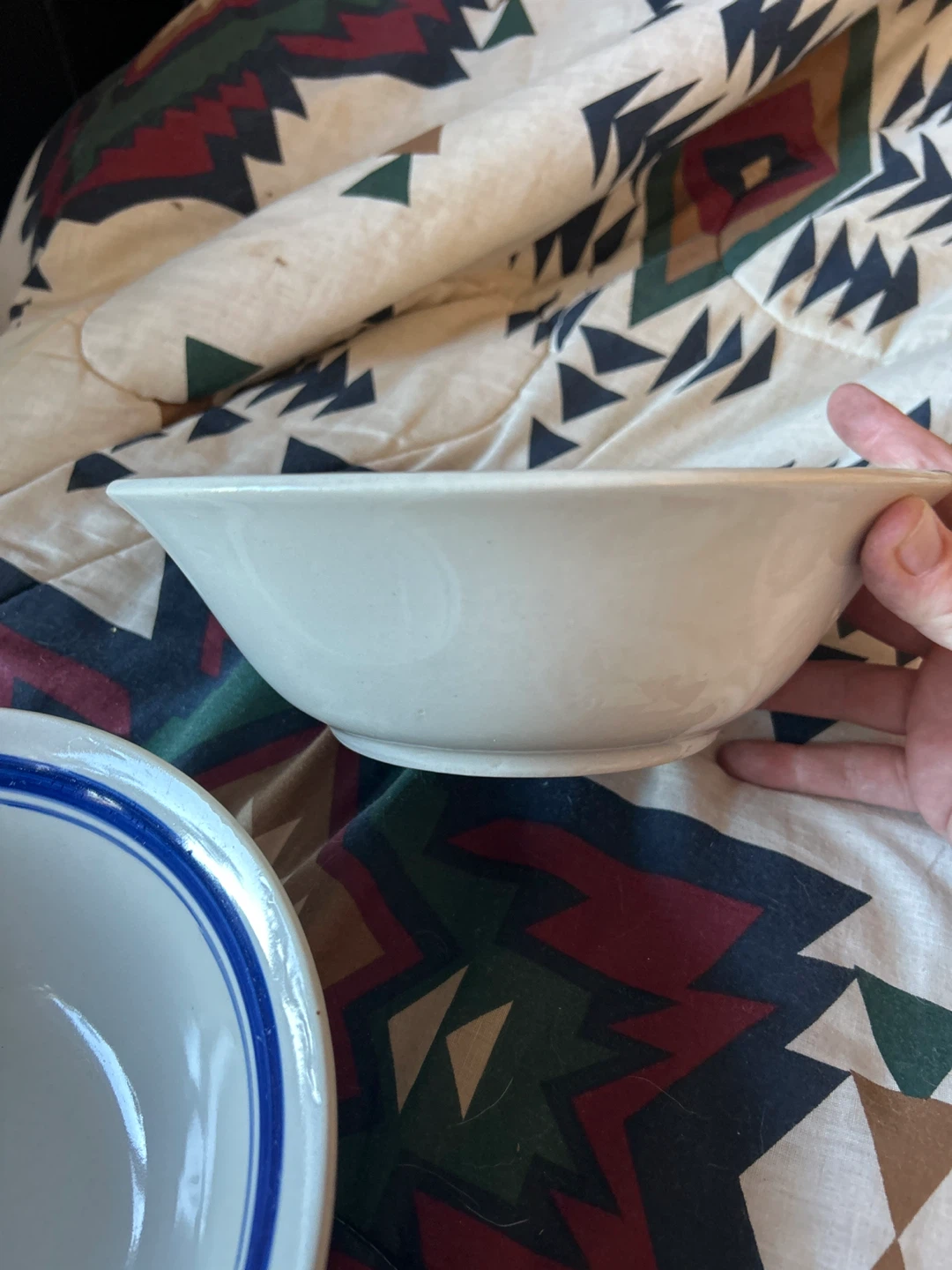 Vintage Serving  Bowls - Set of 2 - photo 3
