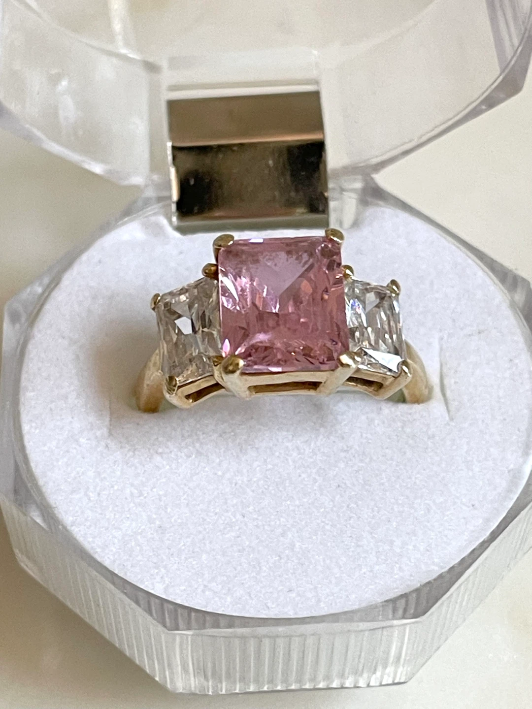 GORGEOUS vintage 14K solid gold ring