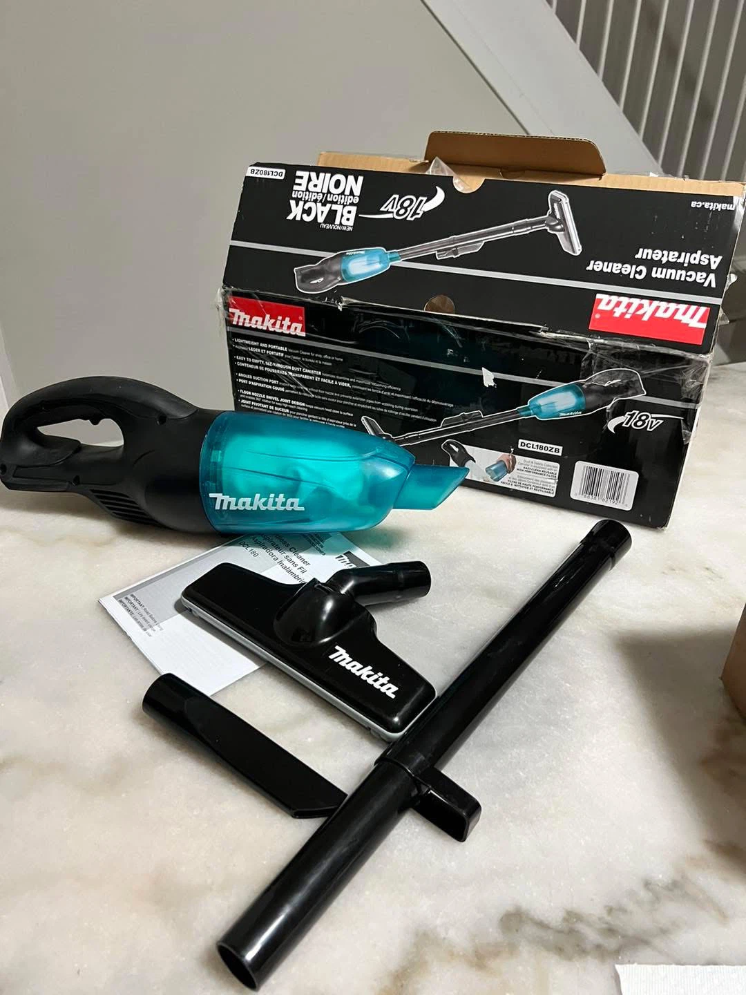 Makita 18V LXT Vacuum Cleaner (Tool Only)