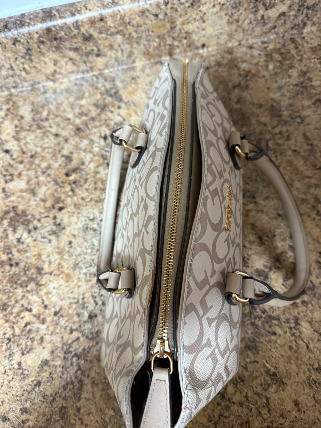 Guess Los Angeles Satchel - photo 4