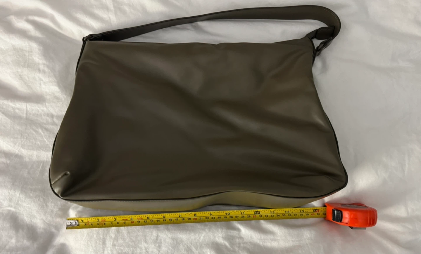 Uniqlo C Shoulder Bag - Olive Green - photo 4
