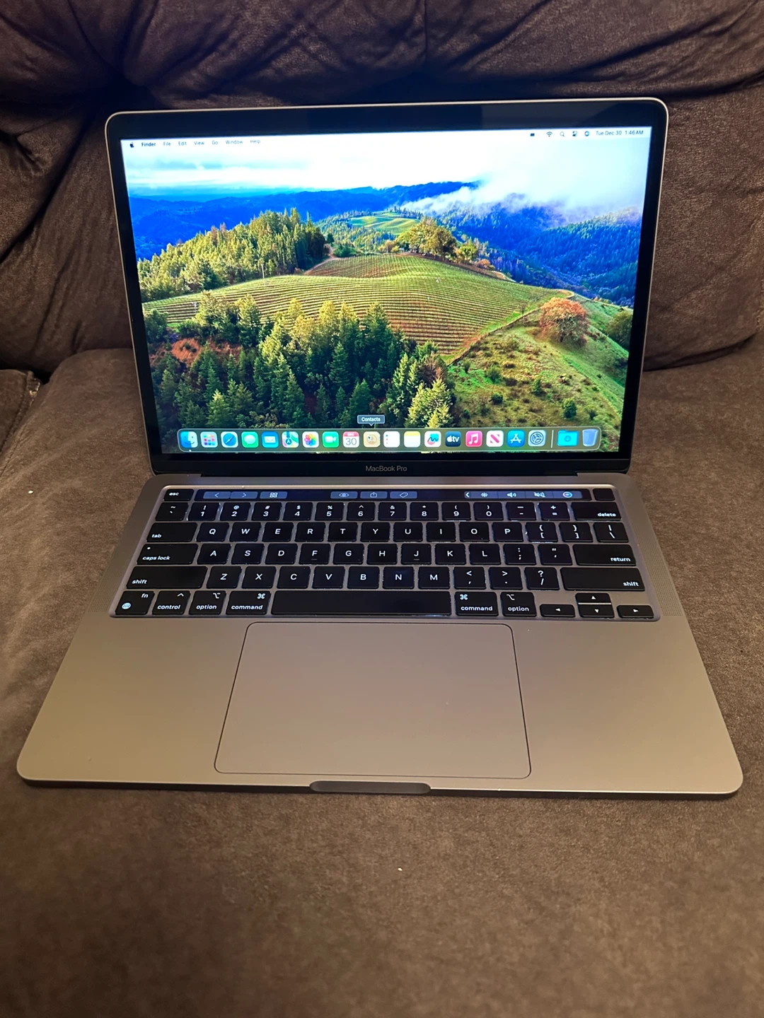 MacBook Pro 13 inch 2022 M2