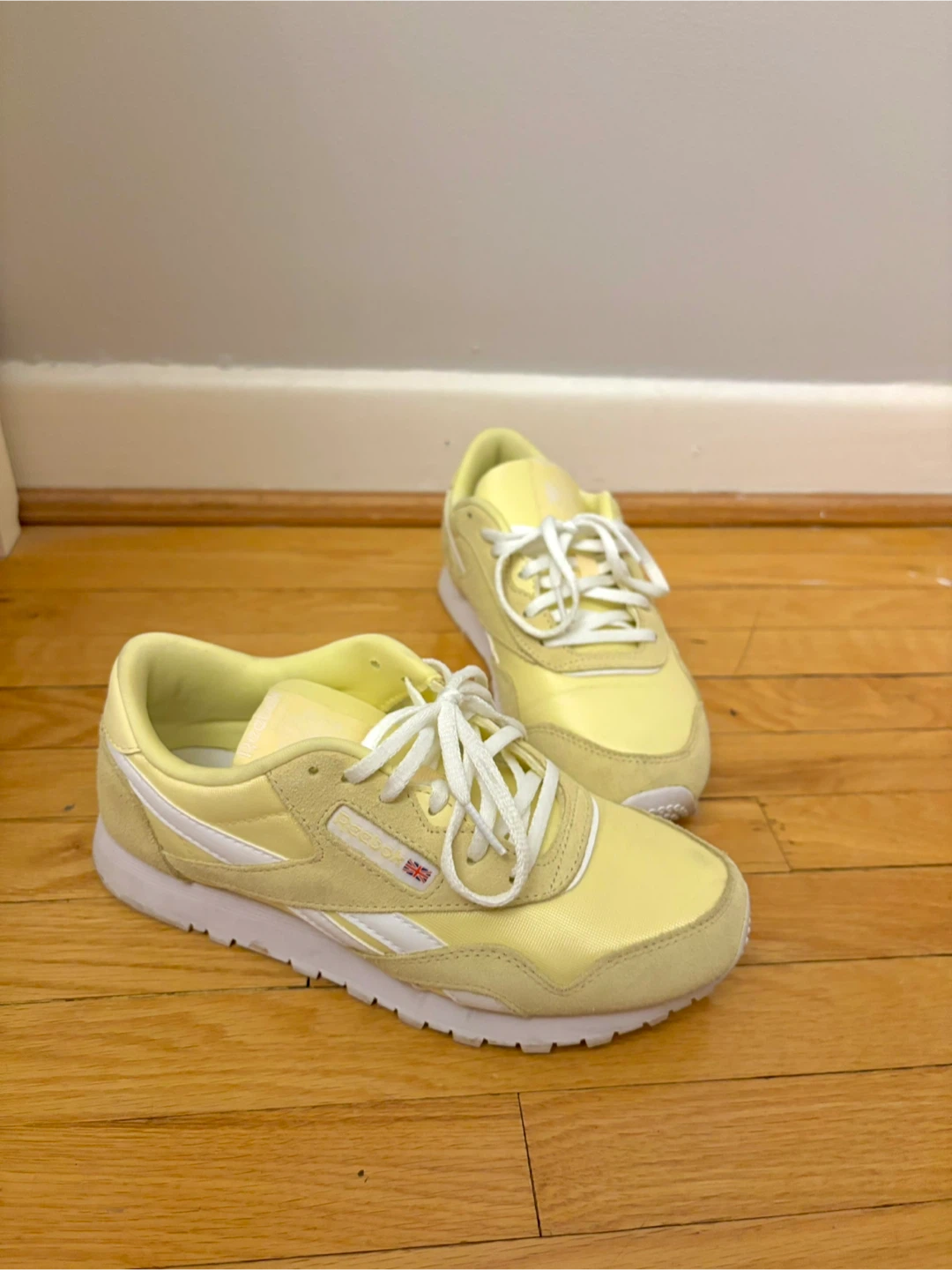 Reebok Classic Sneakers, US 4.5, Yellow - photo 2