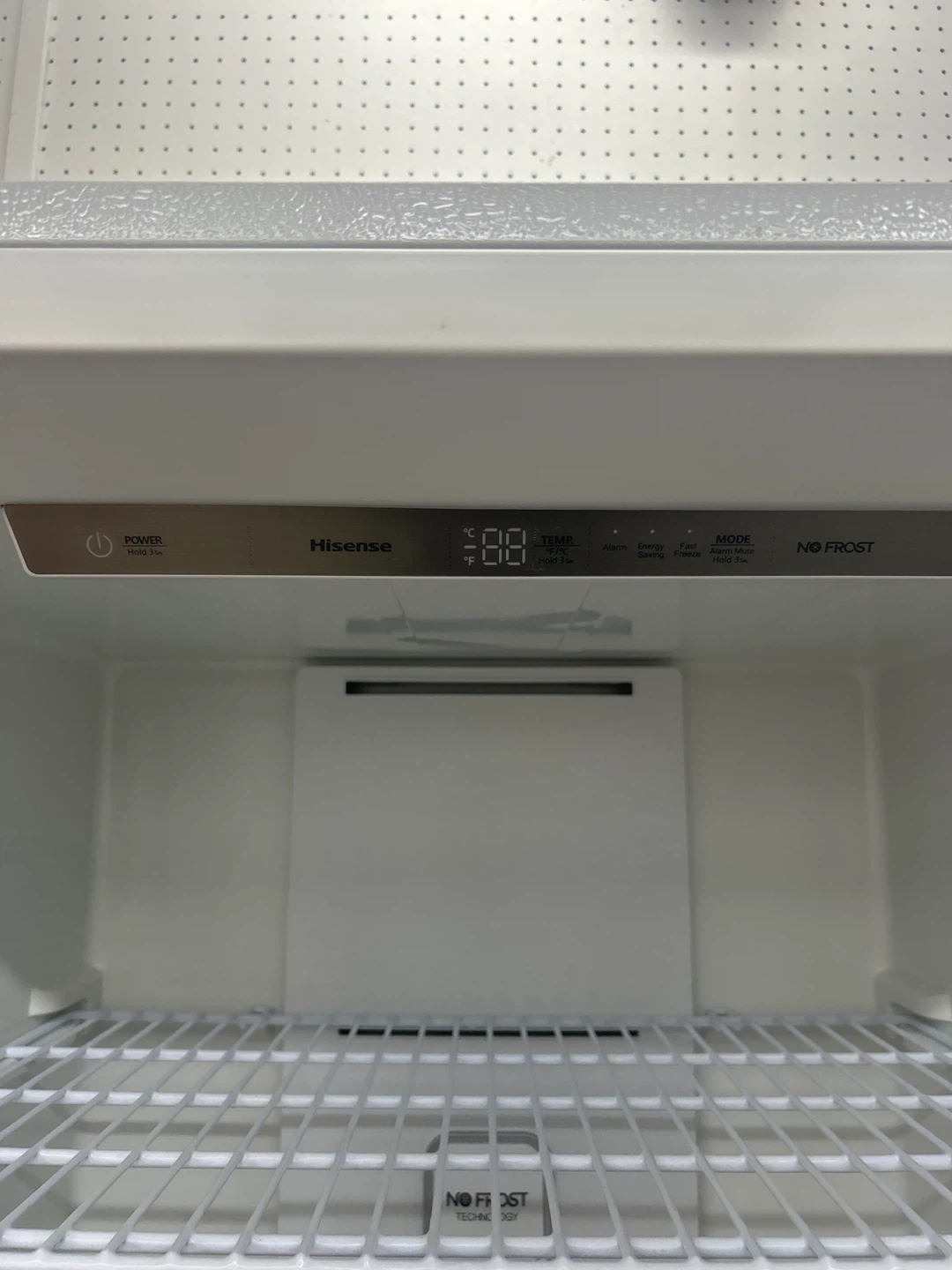 Hisense FV21D6DWE Upright Freezer - White - photo 5