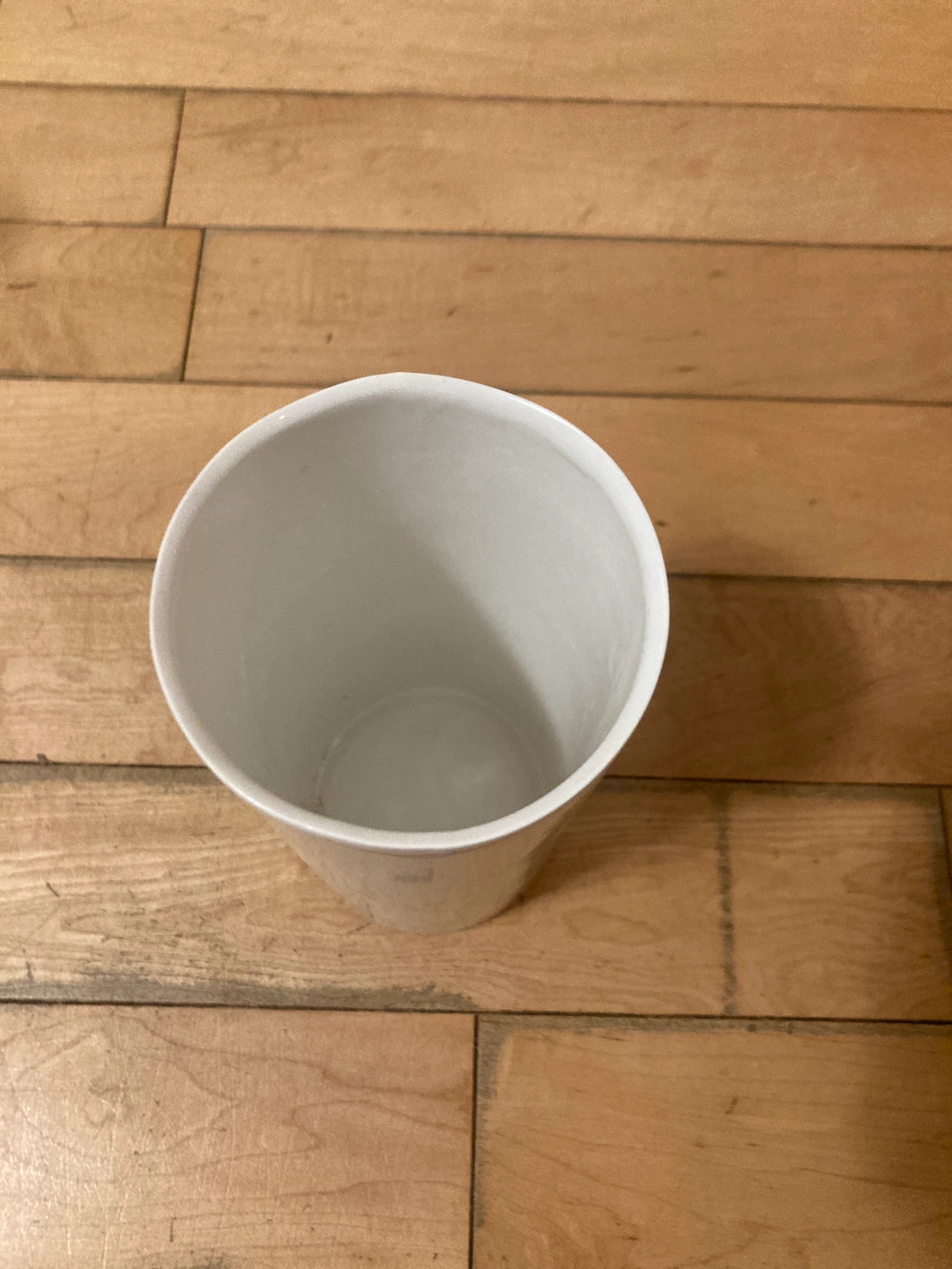 White Ceramic  vase 🥕 - photo 3