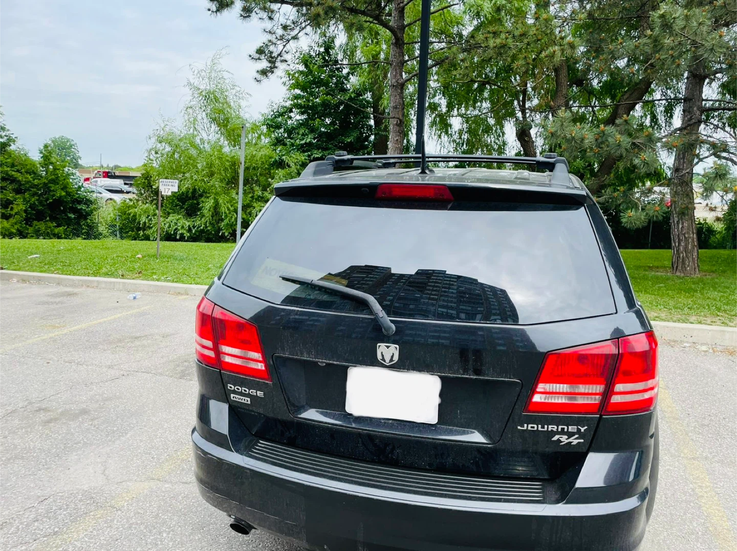 Dodge Journey Black SUV - photo 2