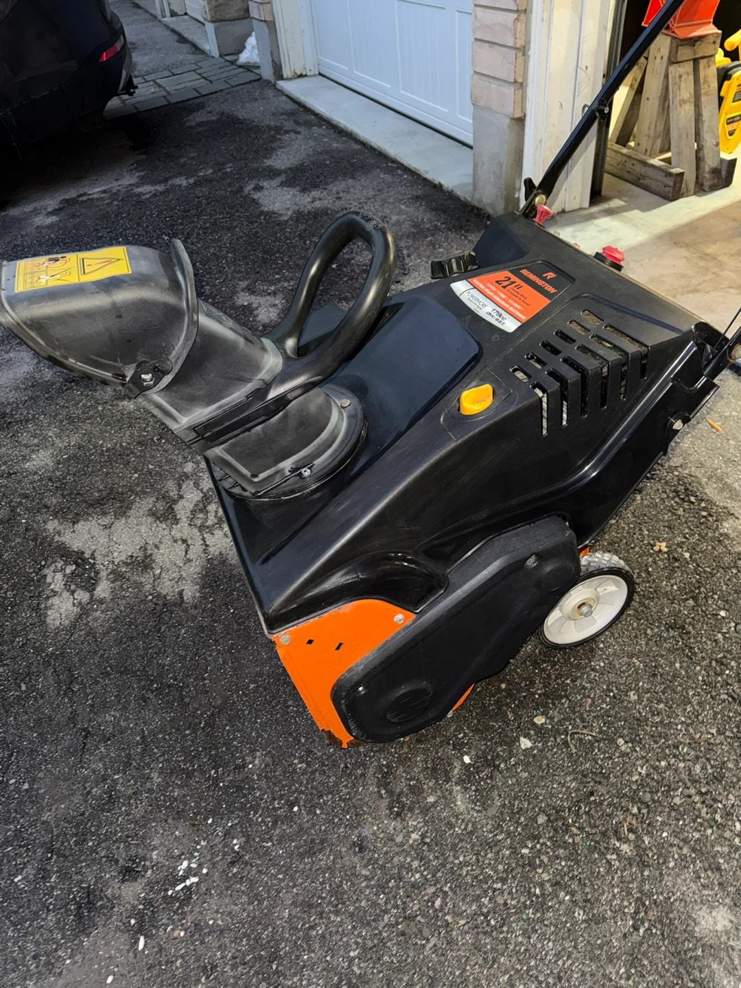 Remington PowerMore 170cc 21" electric start gas Snow Blower - photo 2