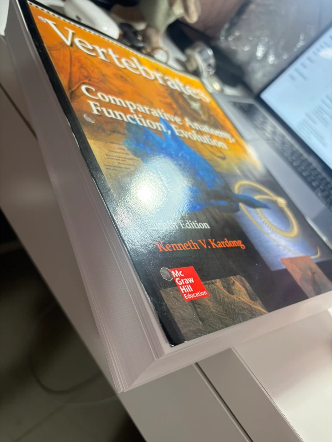 Campbell Biology & Vertebrates Anatomy Textbooks - photo 2