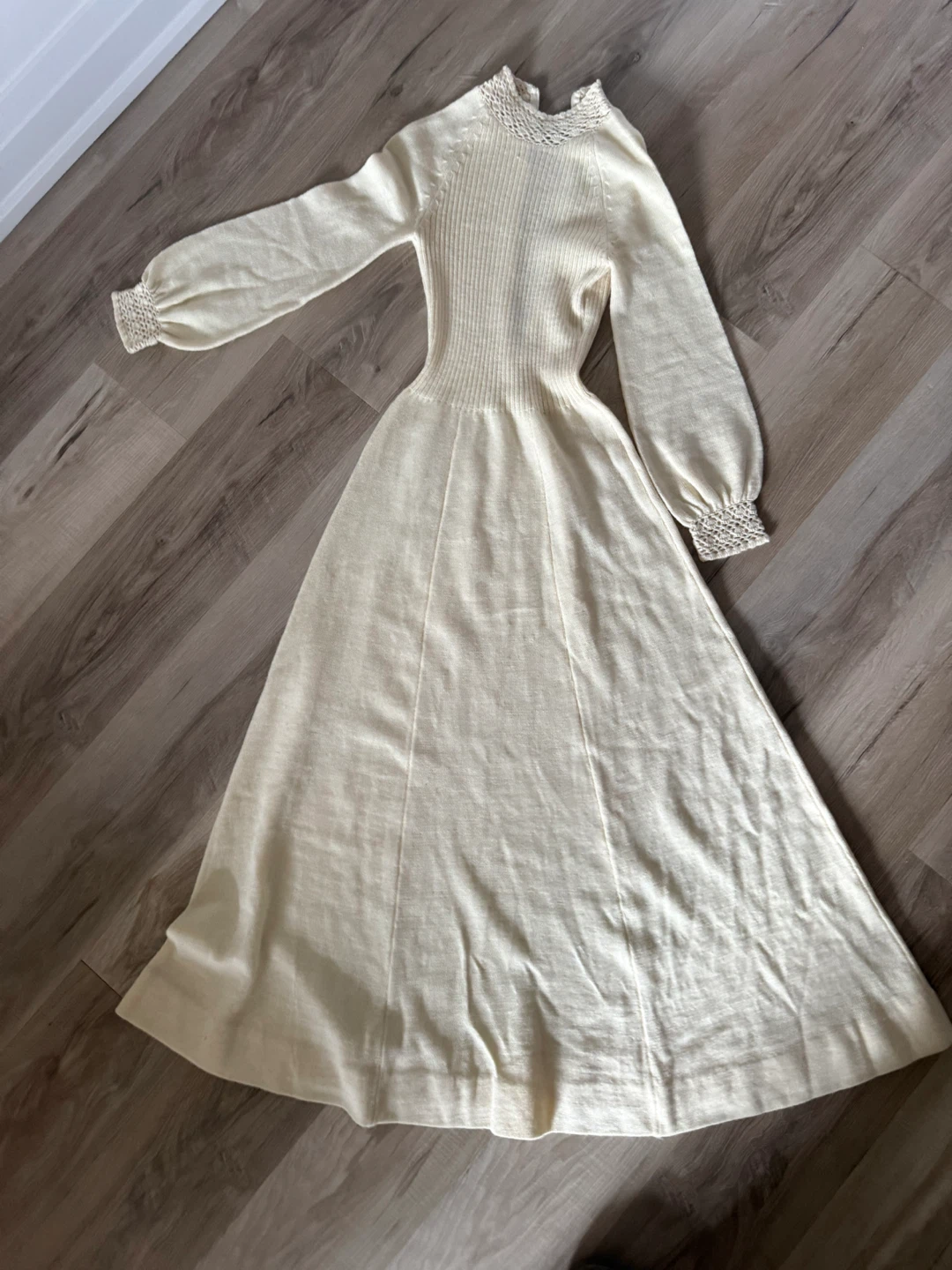 Marani Knit Rosalyn Cherry Wool Dress Size 12