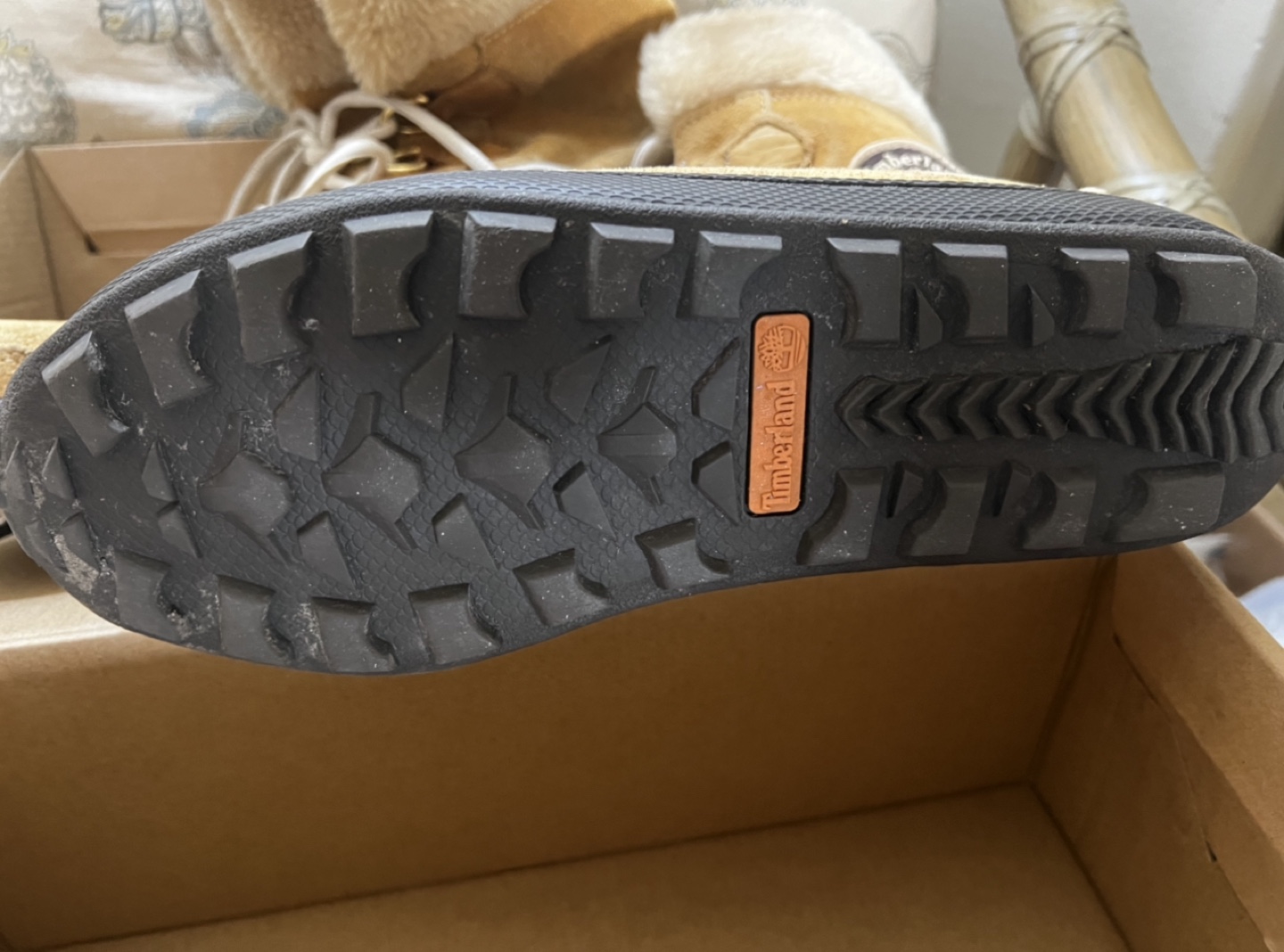 Timberland Winter Boots - Women's Size 8 - photo 3