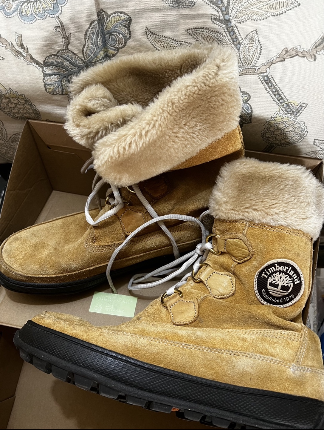 Timberland Winter Boots - Women's Size 8 - photo 2