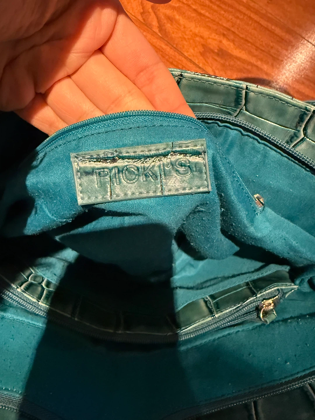 Rick's Teal Croc-Embossed Handbag - photo 4