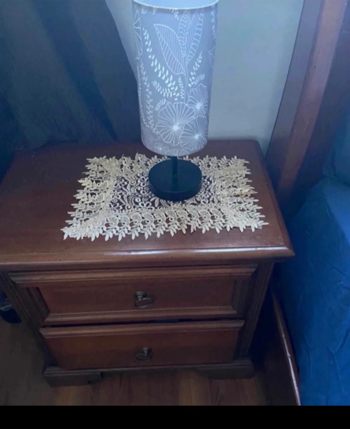 Wooden Nightstand with Lamp 🥕