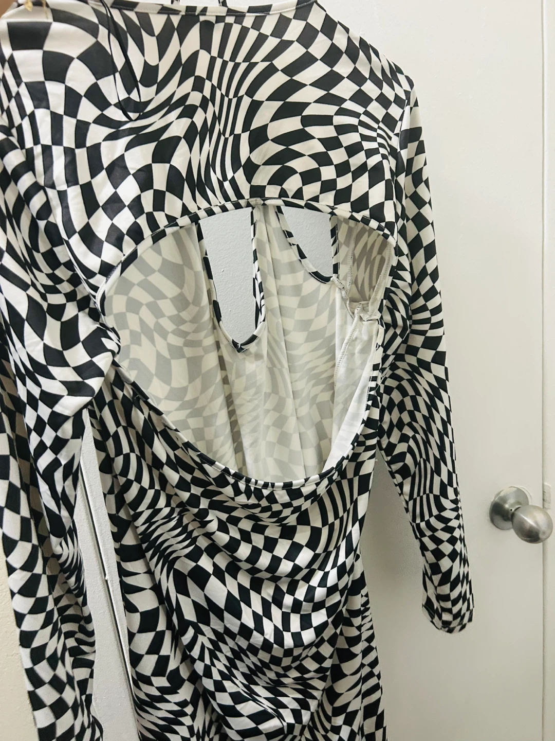 Black & White Checkered Long Sleeve Dress - photo 2