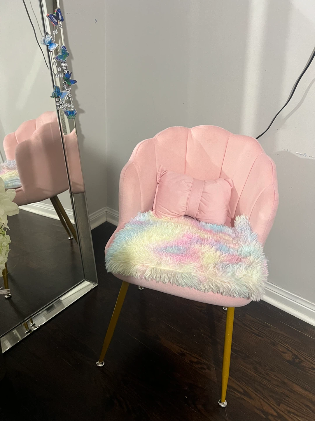 Pink Velvet Accent kids  Chair with Gold Legs - photo 3