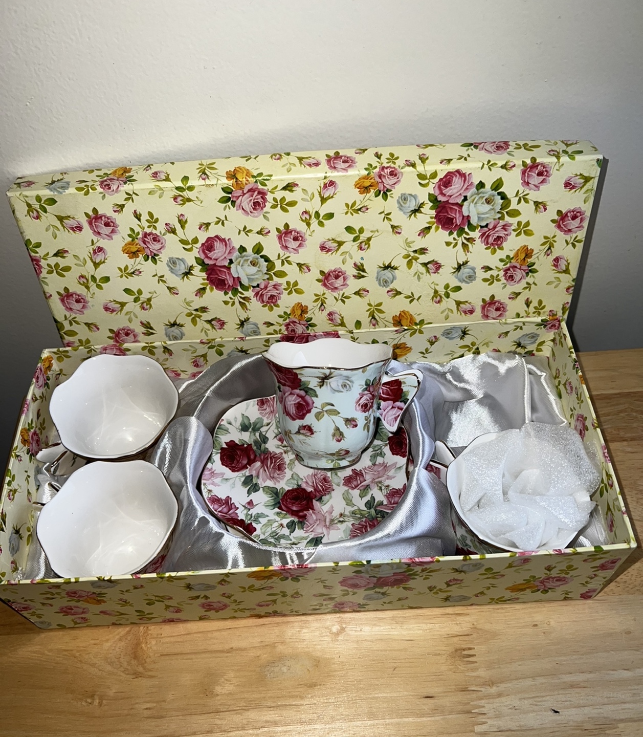 Brand New-Floral Tea Cup Set with Box