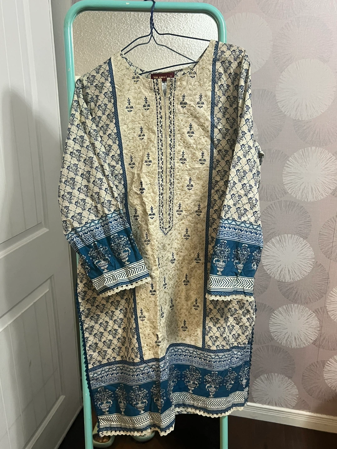 3 piece Bin Saeed Printed Kurti - Size 12 - photo 4