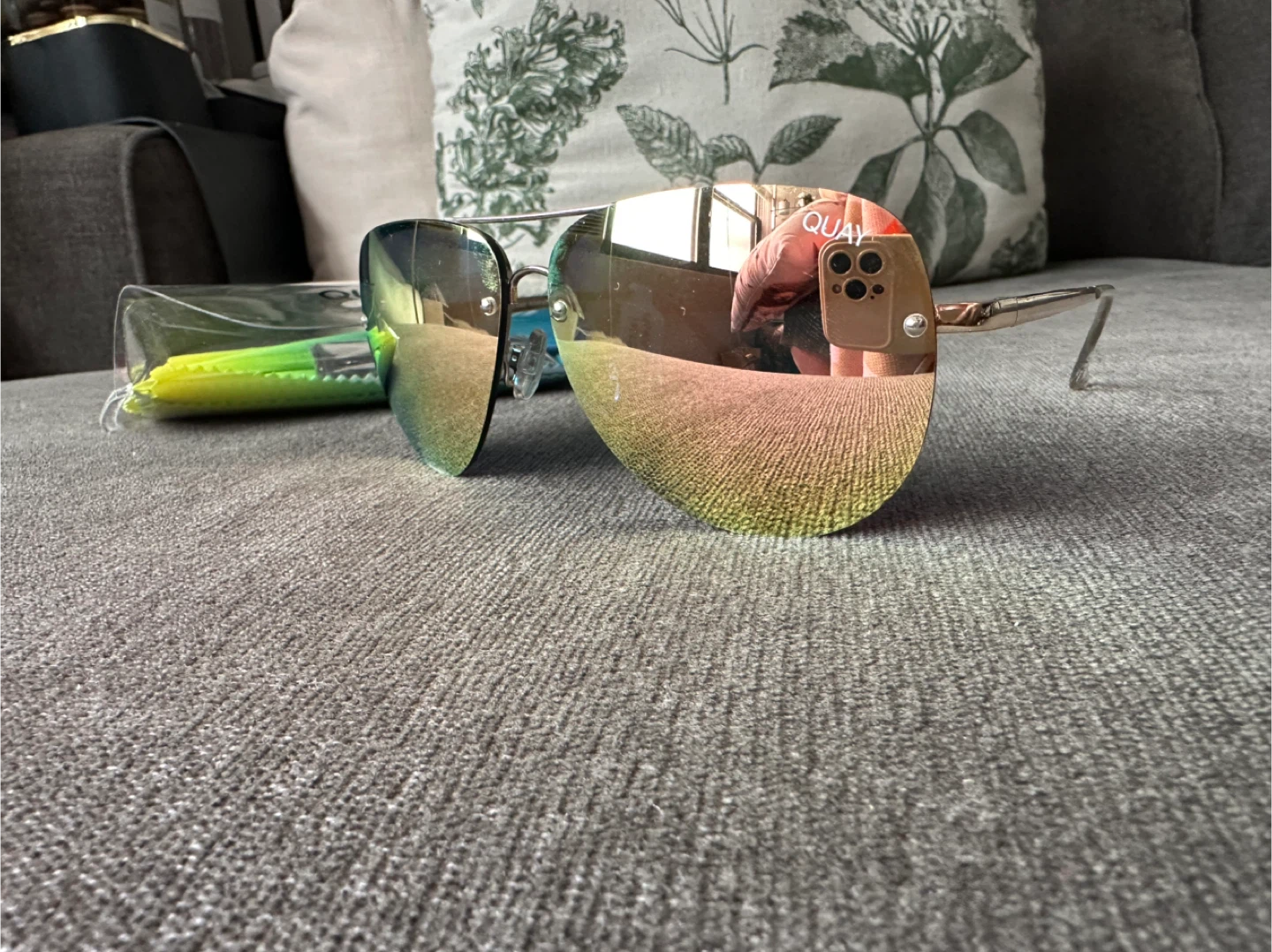 QUAY Mirrored Aviators NEW, MINT - photo 3