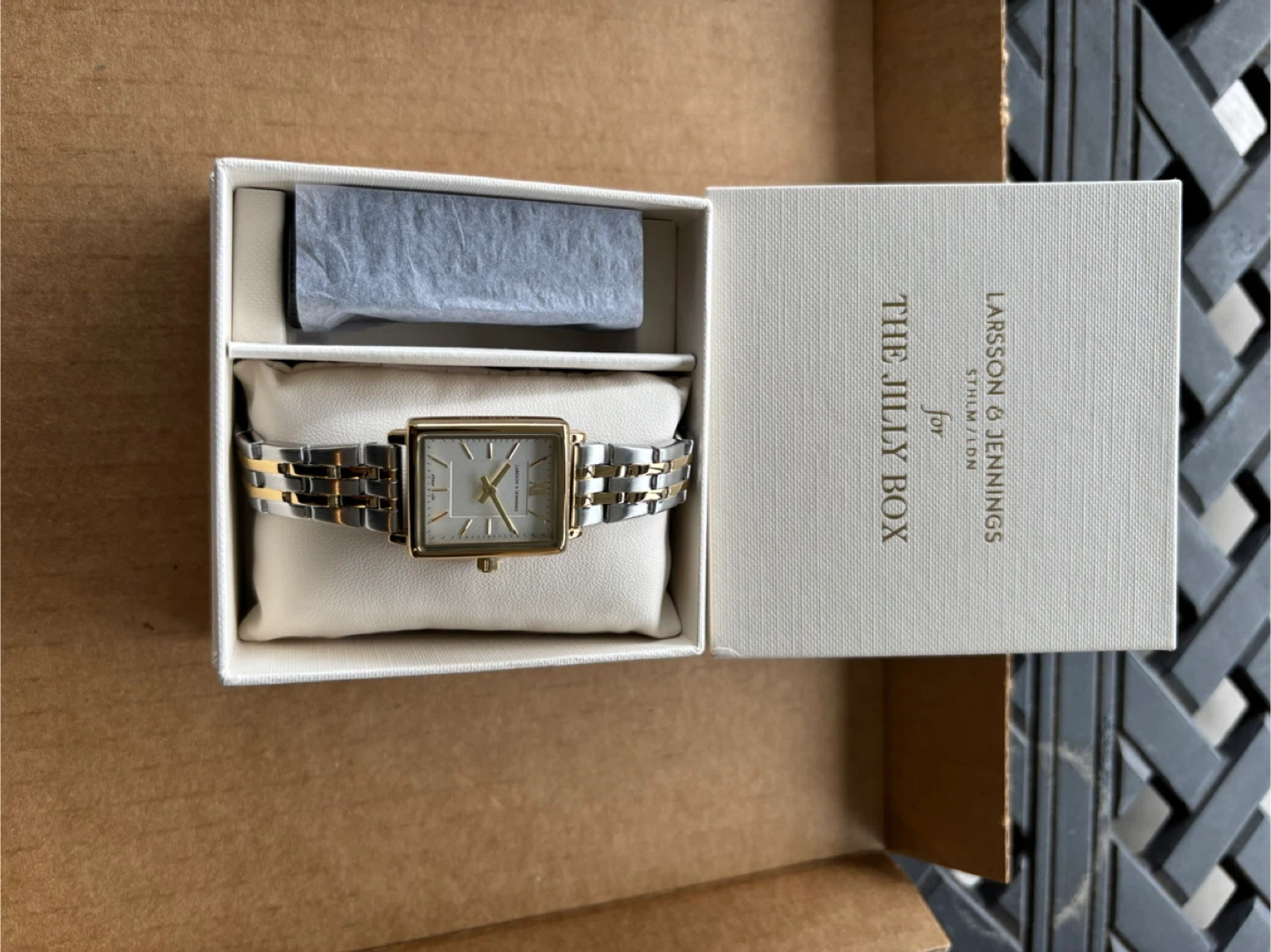 Larsson & Jennings The Jilly Box Watch - photo 2