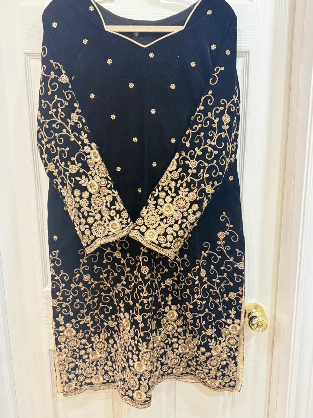 Black & Gold Embroidered Velvet Salwar Kameez