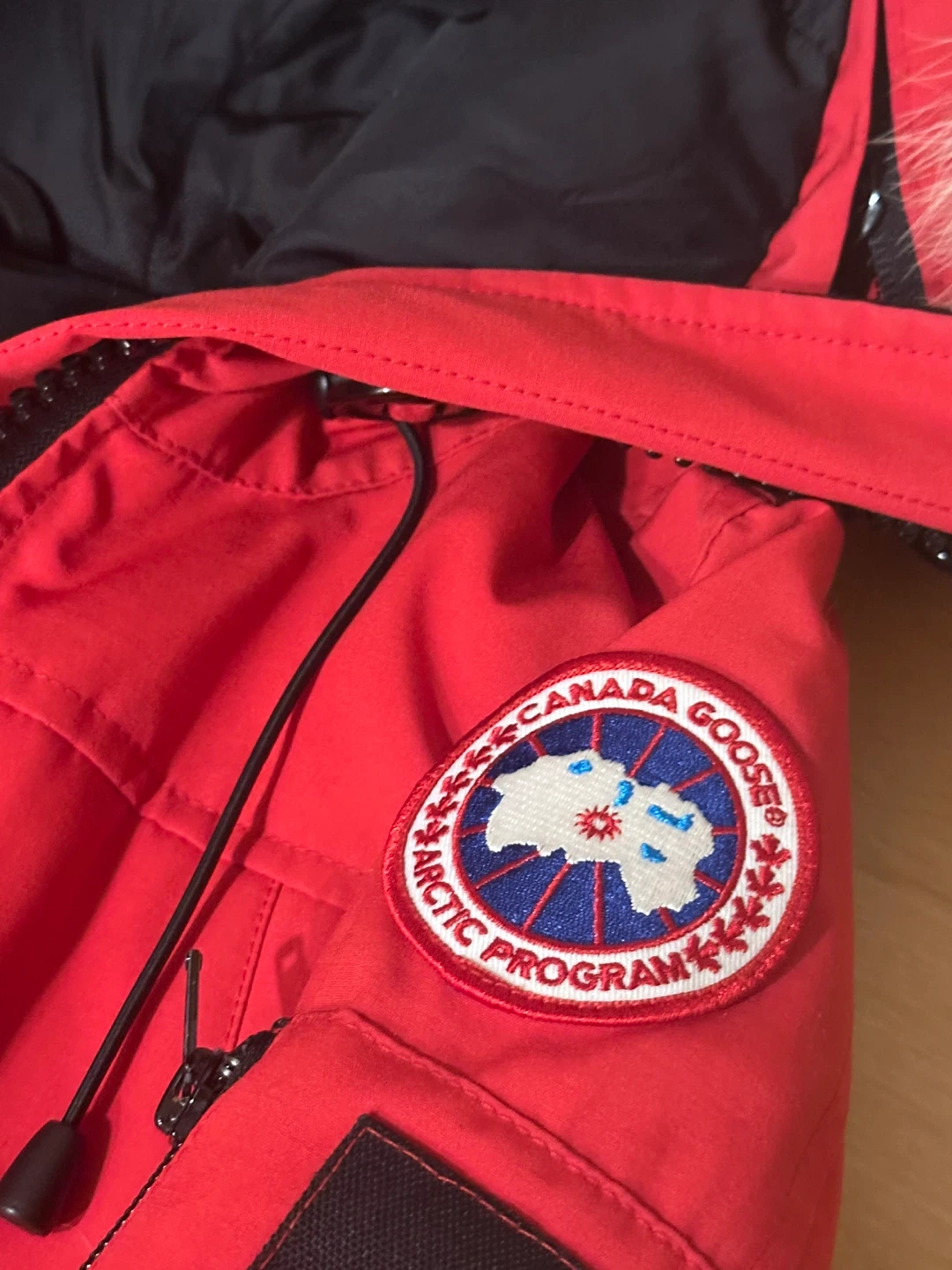 Canada Goose Parka - Red, Size M/M WOMAN - photo 3
