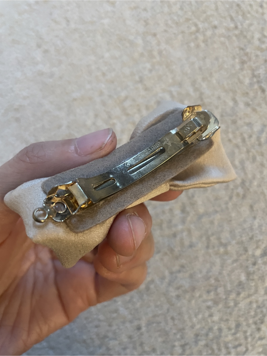 Beige Bow Hair Clip with Pearl Accent - photo 3