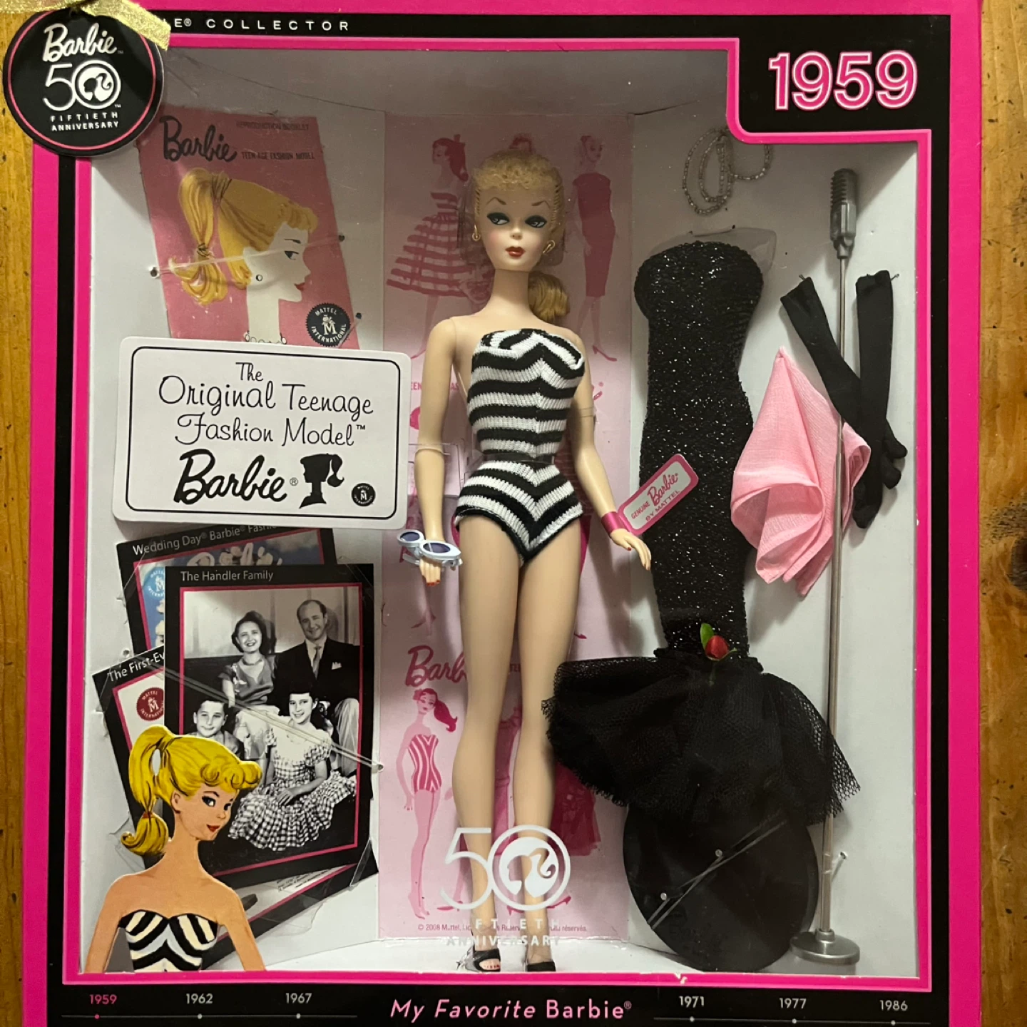 Barbie 50th Anniversary Collector Edition Doll  (1959 Edition) - photo 2