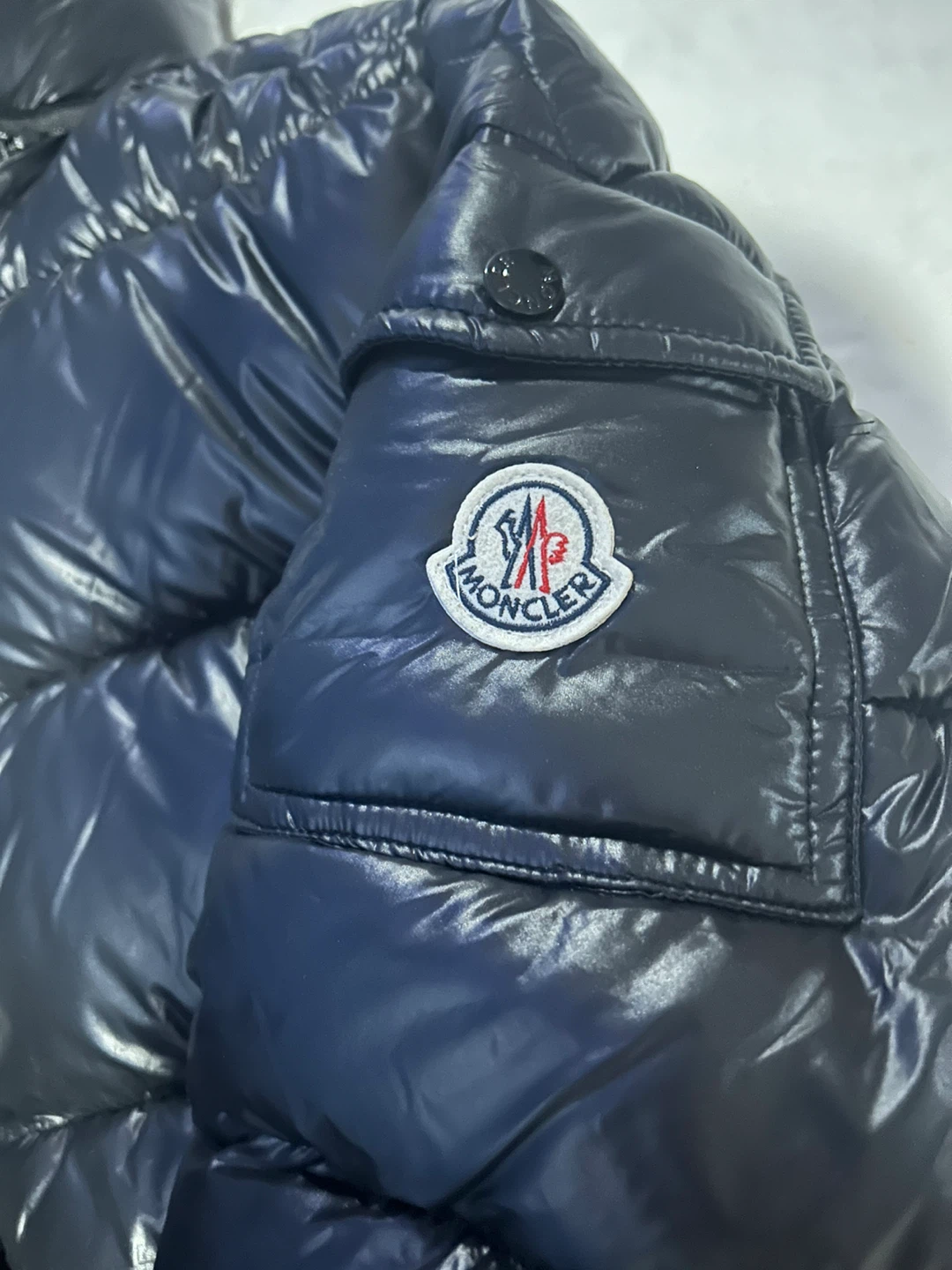 Moncler Black Puffer Jacket - photo 3