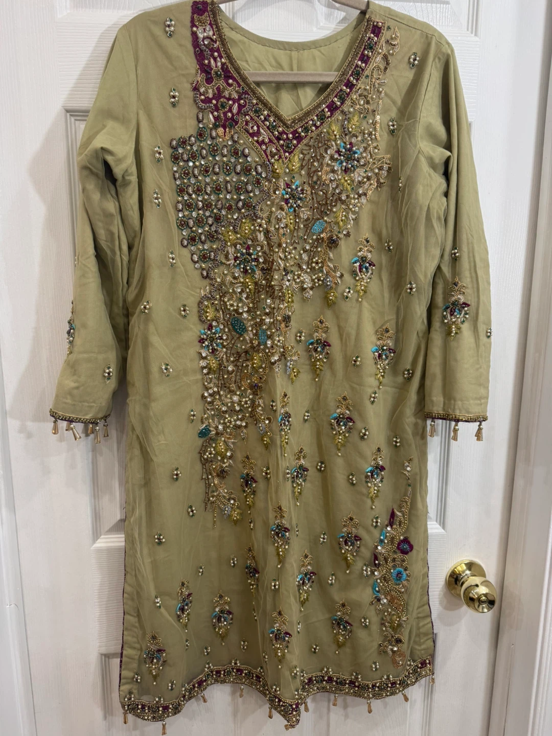 Embroidered Salwar Kameez Suit - photo 2