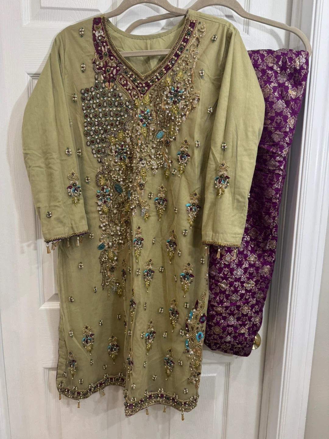 Embroidered Salwar Kameez Suit - photo 3