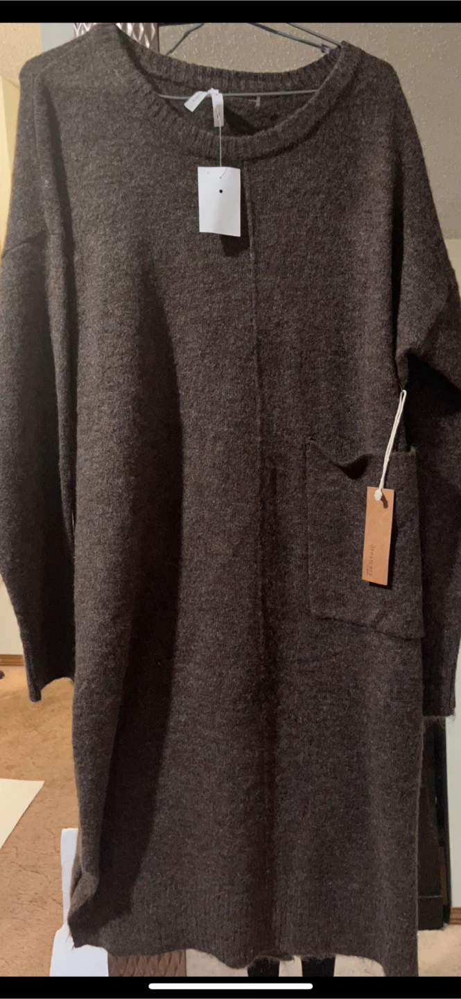Dreamers by debut dress xl
