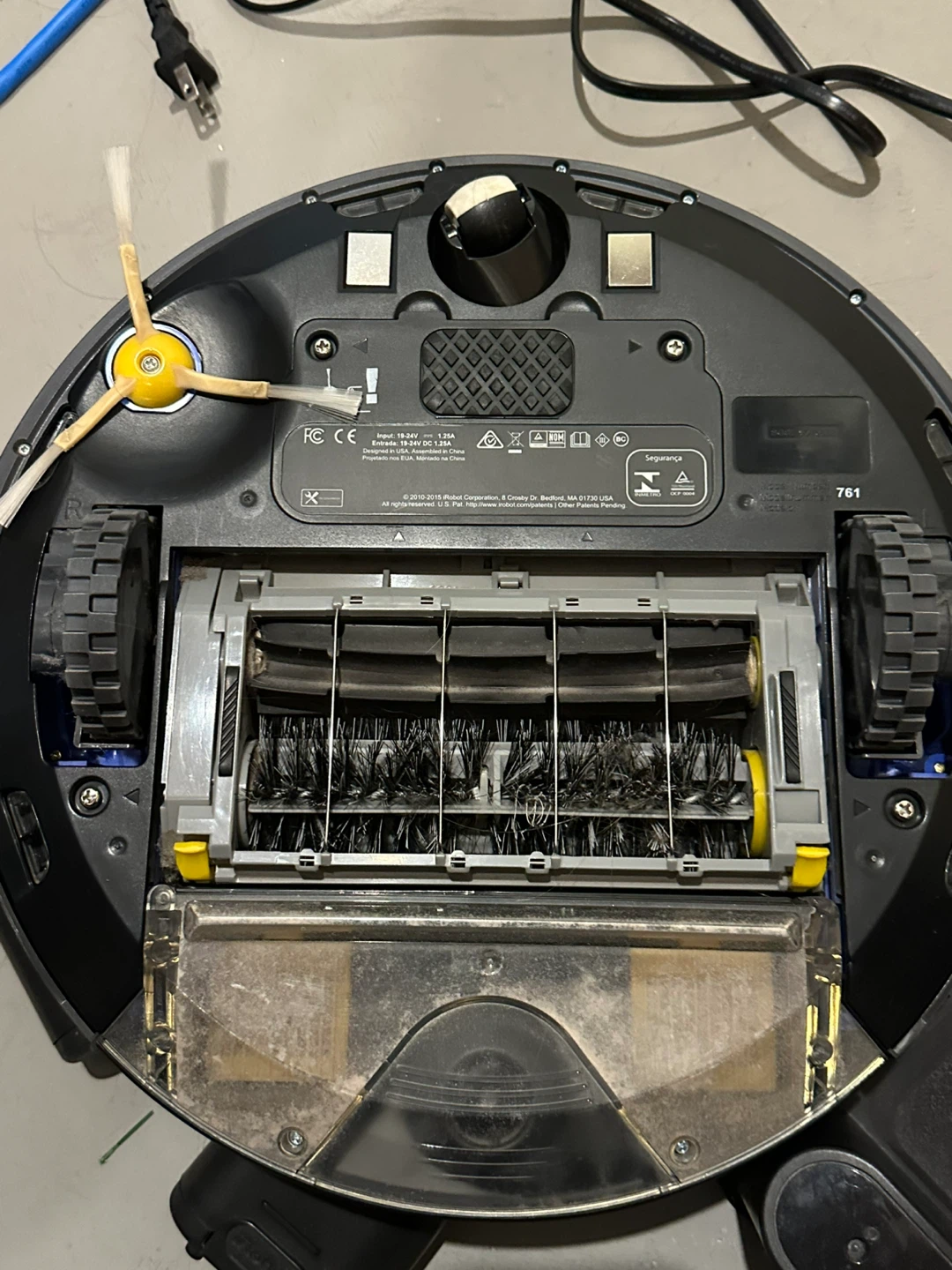 iRobot Roomba 880 Vacuum Cleaner - photo 2