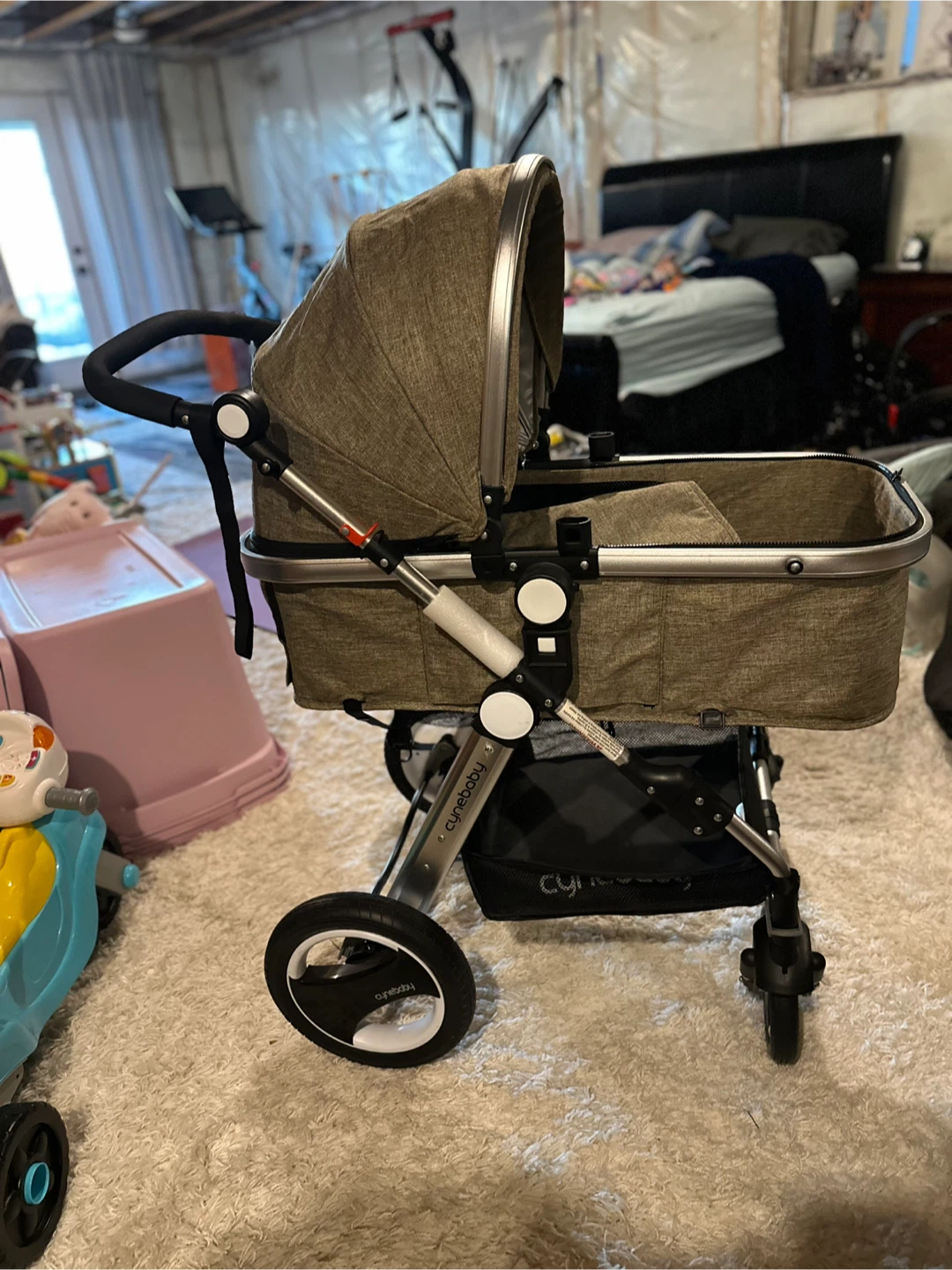 Cynebaby 2-in-1 Convertible Bassinet Stroller - photo 2