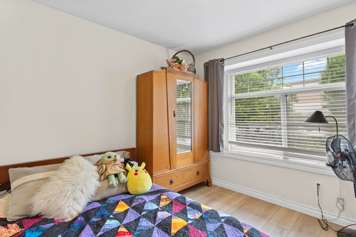 2 bed 1 bath ground floor unit for rent