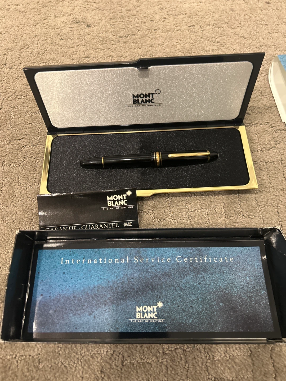 Montblanc Meisterstück Classique Fountain Pen - photo 2
