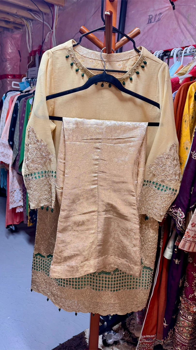Women's 3-Piece Salwar formal Kameez Suit - Size 38L - photo 2