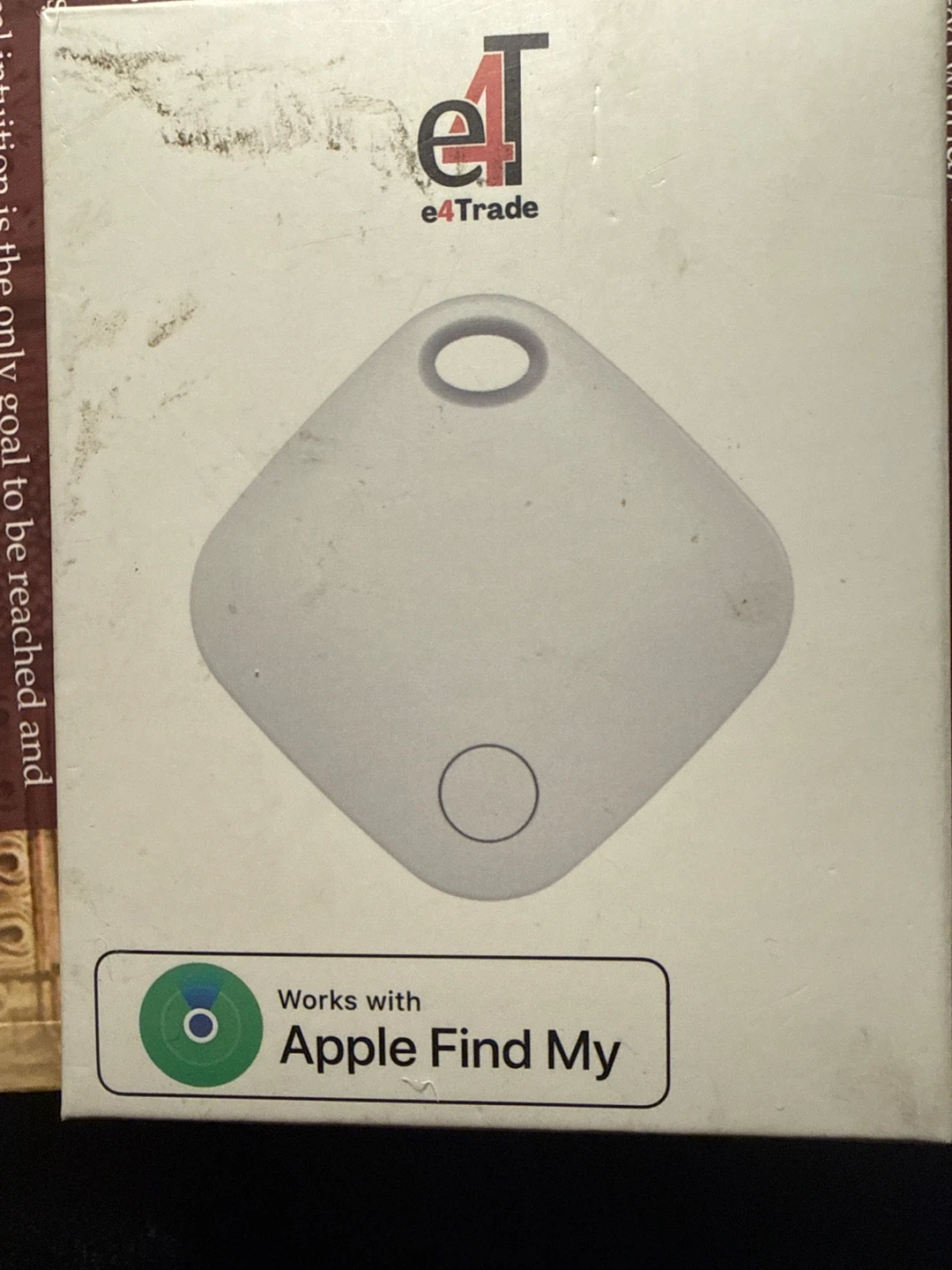 e4Trade Luggage Tracker - Apple Find My Compatible